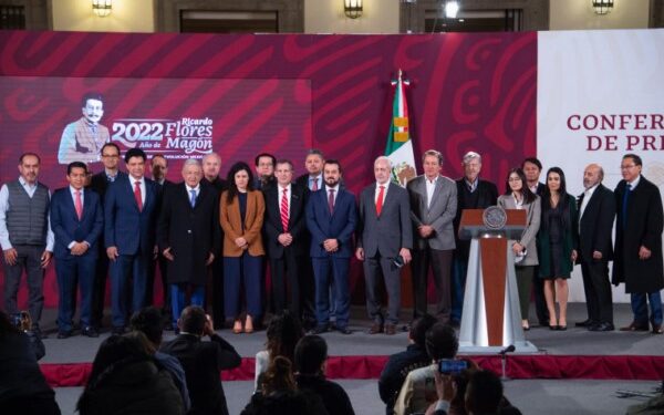 Sembrando Vida reduce cultivo de plantas para la fabricación de drogas, resalta presidente; Cuarta Transformación fomenta bienestar a través del Humanismo Mexicano, afirma