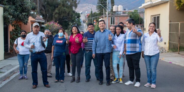 colaboración entre los poderes para consolidar el cambio verdadero