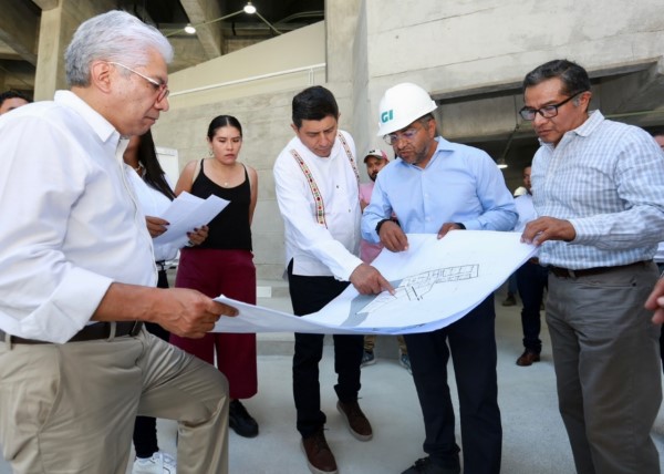      La Secretaría de Infraestructuras y Comunicaciones encontró observaciones en el proceso de construcción