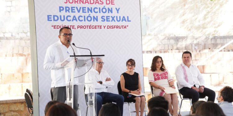 adolescentes, mediante acciones de prevención,