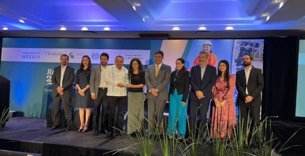       Se ubica en el segundo lugar de Movilidad Laboral