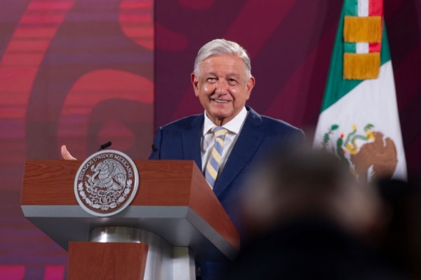 tenemos que resolver ya, que son dos secretarías muy importantes,