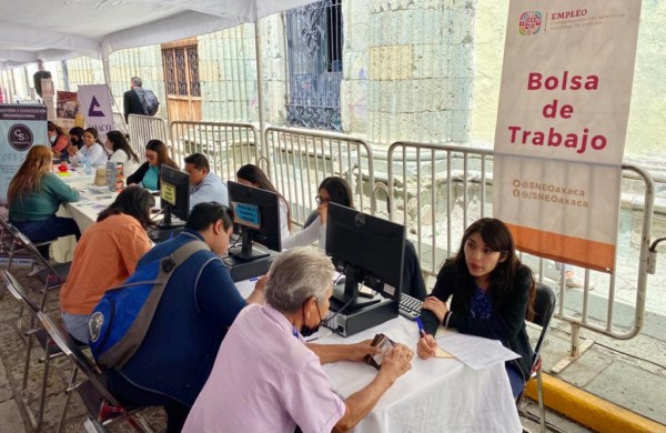   Secretaría del Trabajo y SNEO realizan esta Feria en el marco de la Guelaguetza