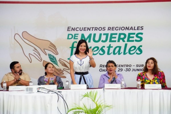 región Centro – Sur que reunió a 96 lideresas y representantes de ejidos comunales