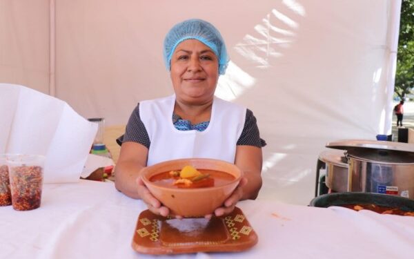oaxaqueños, así como turistas conocen recetas ancestrales y de tradición familiar,