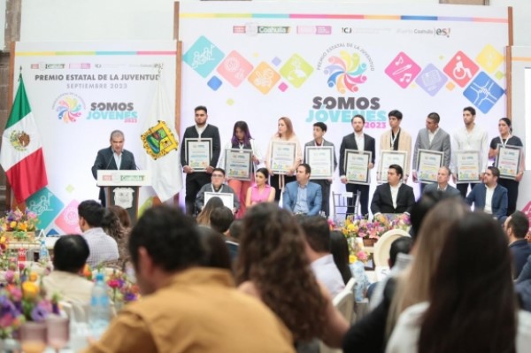 las y los jóvenes de Coahuila, en todo momento he tenido su apoyo”, reconoció.