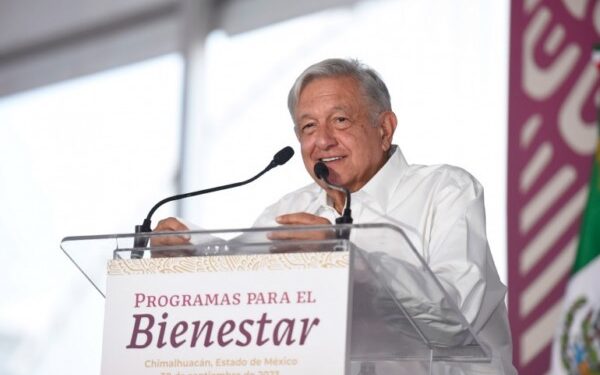 Texcoco tendrá escuela de medicina, anuncia presidente