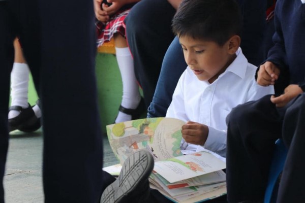 Programa de Fomento a la Lectura a las escuelas primarias Francisco González Bocanegra y Flores Magón