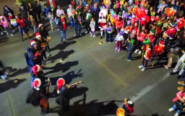 Una extraordinaria celebración de posada se vive en la Diverti Navidad