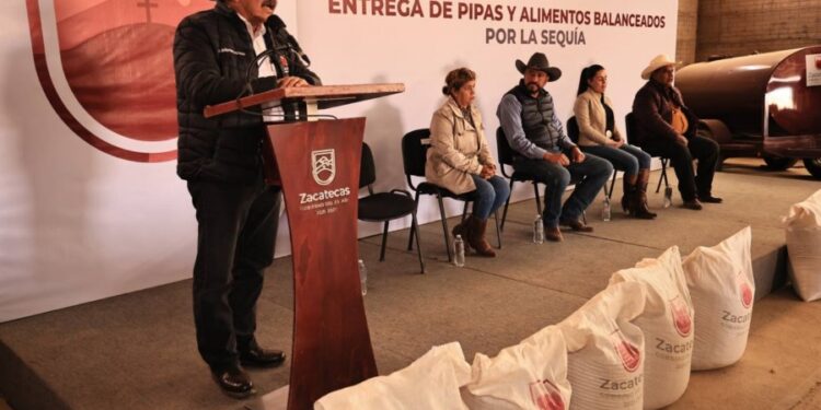 Cumple Gobernador David Monreal a productores de la región frijolera; reciben casi 7 mdp en apoyos emergentes por sequía