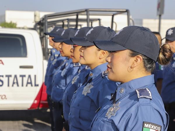 seguridad de las y los mexicanos, así como de los turistas que visiten el país y el estado