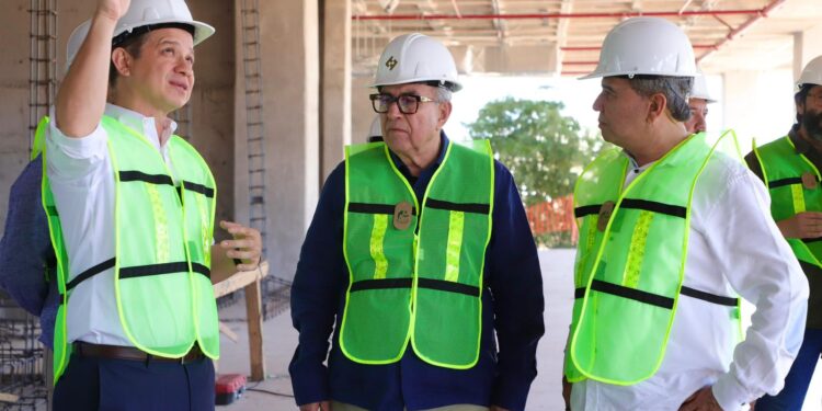 Visita Rocha Moya el Campus Institucional Salud Digna