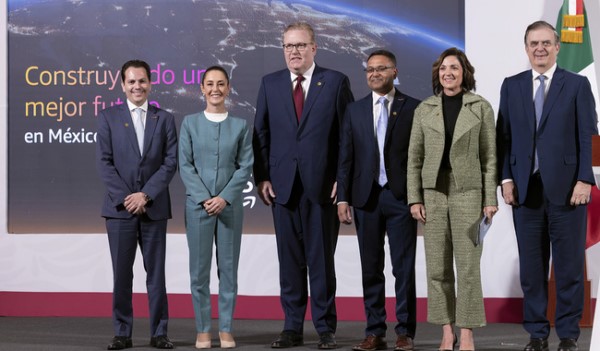 Presidenta Claudia Sheinbaum anuncia inversión de 5 mmdd de Amazon Web Services en México para crear región digital en Querétaro
