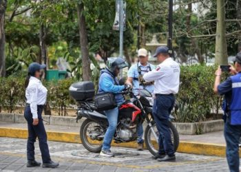 Realiza Semovi supervisiones a vehículos que dan servicio de transporte público sin autorización