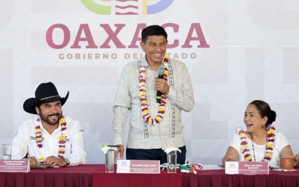 Anuncia Gobernador de Oaxaca inversión histórica en educación para  Santa María Colotepec