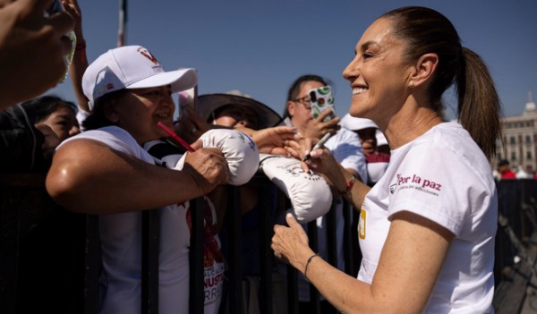 En México construimos paz y prosperidad: Presidenta encabeza en el Zócalo arranque de la Clase Nacional de Boxeo